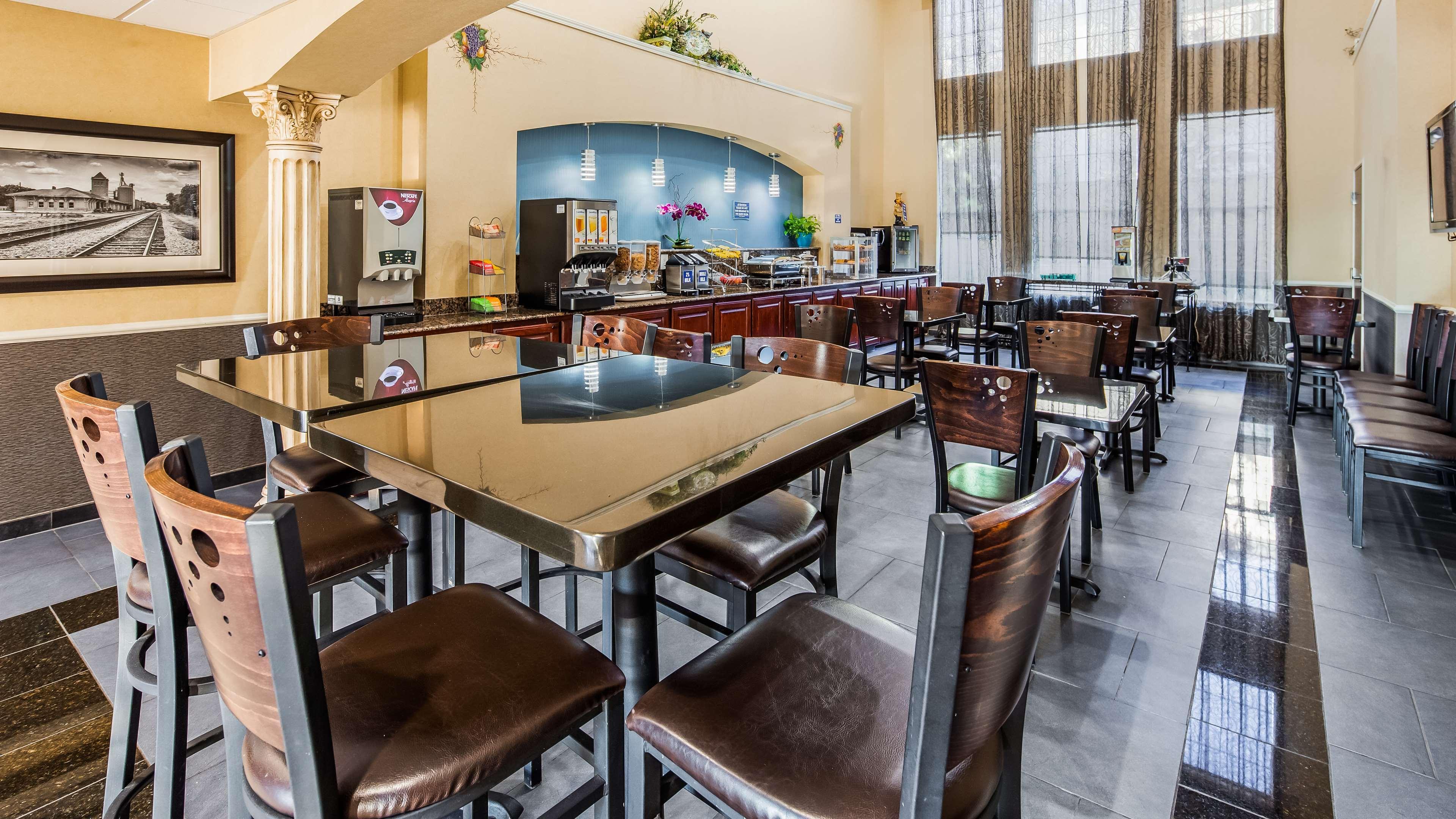 Best Western Plus Cutting Horse Inn & Suites Weatherford Exteriör bild