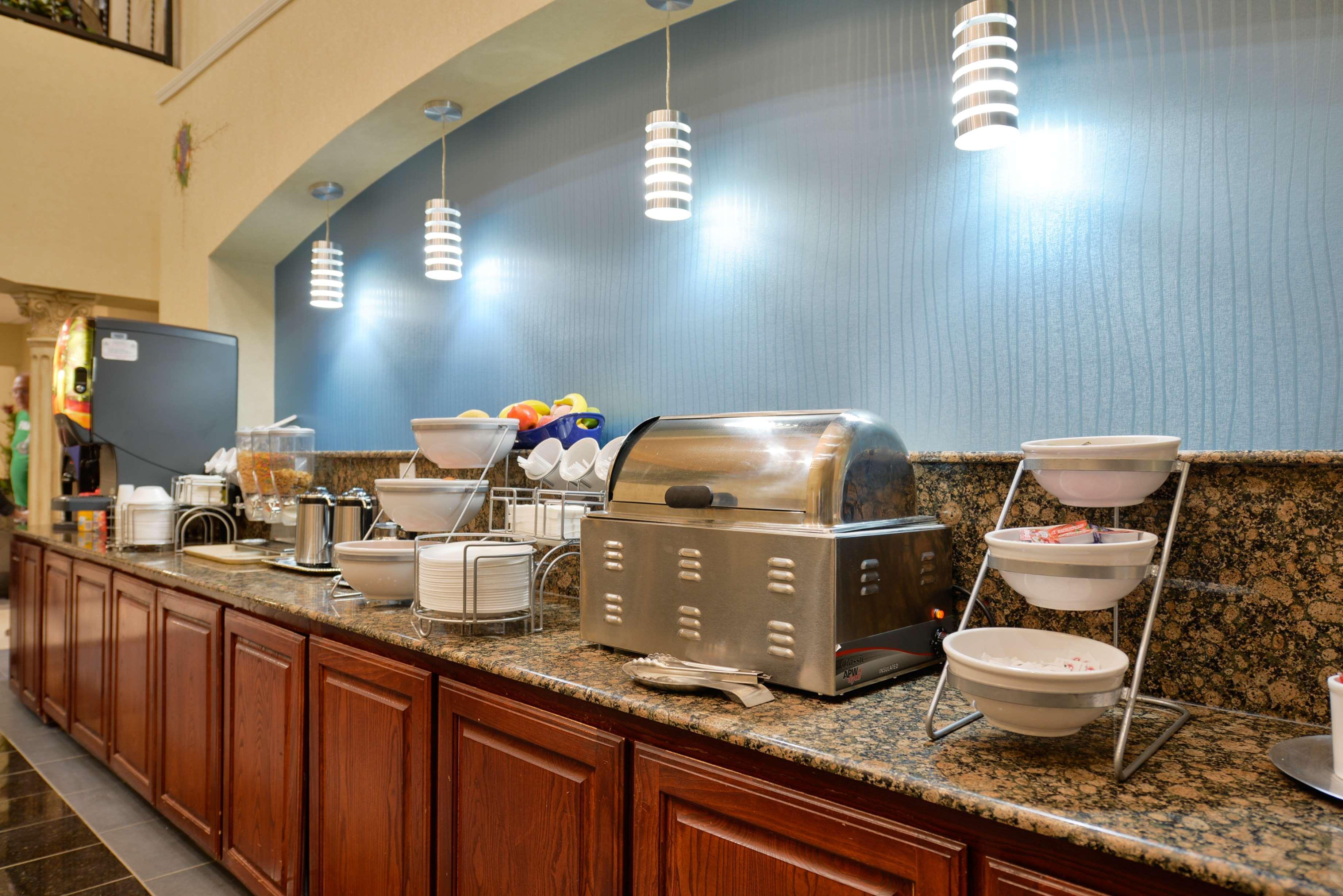 Best Western Plus Cutting Horse Inn & Suites Weatherford Exteriör bild