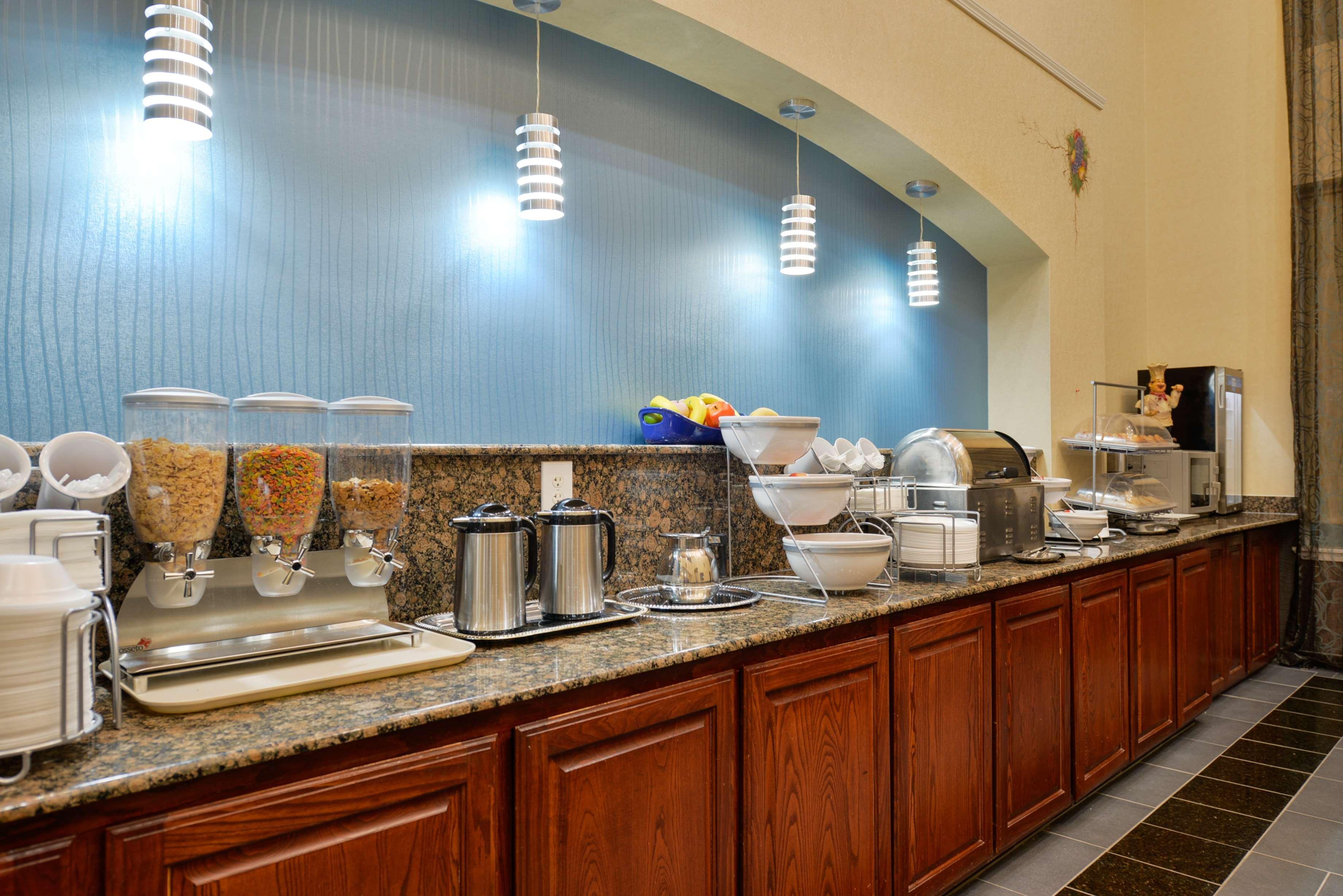 Best Western Plus Cutting Horse Inn & Suites Weatherford Exteriör bild