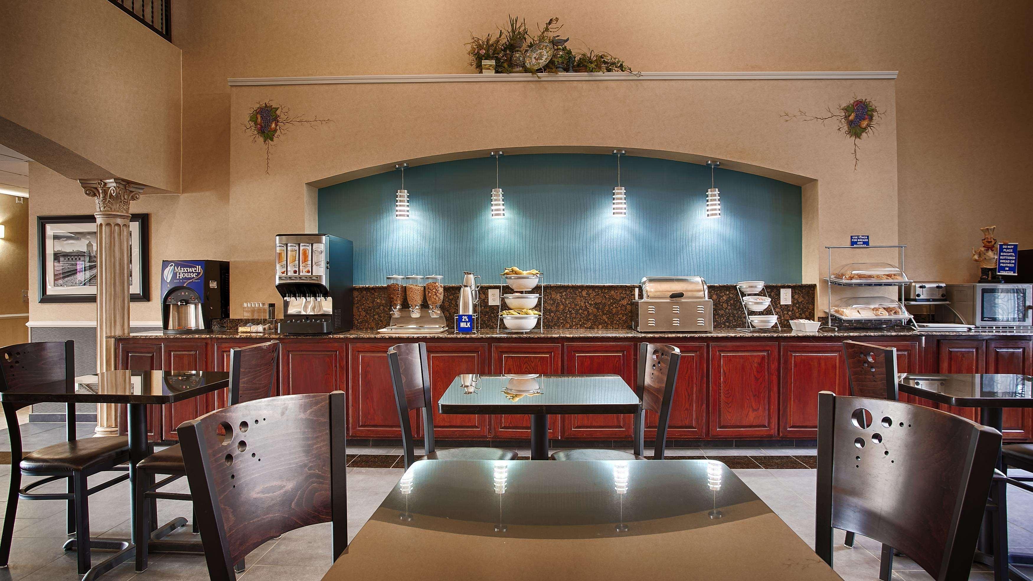 Best Western Plus Cutting Horse Inn & Suites Weatherford Exteriör bild