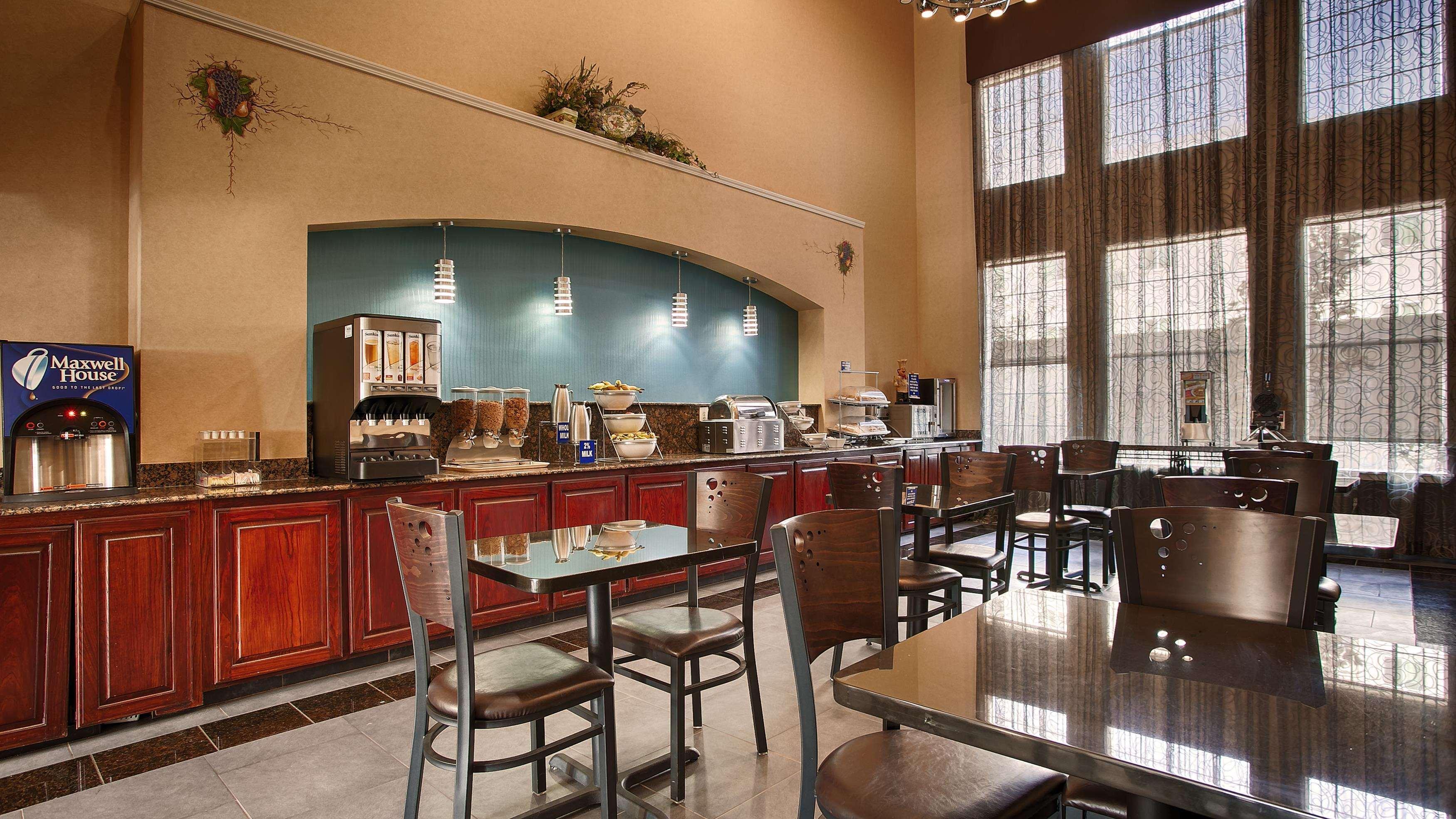 Best Western Plus Cutting Horse Inn & Suites Weatherford Exteriör bild
